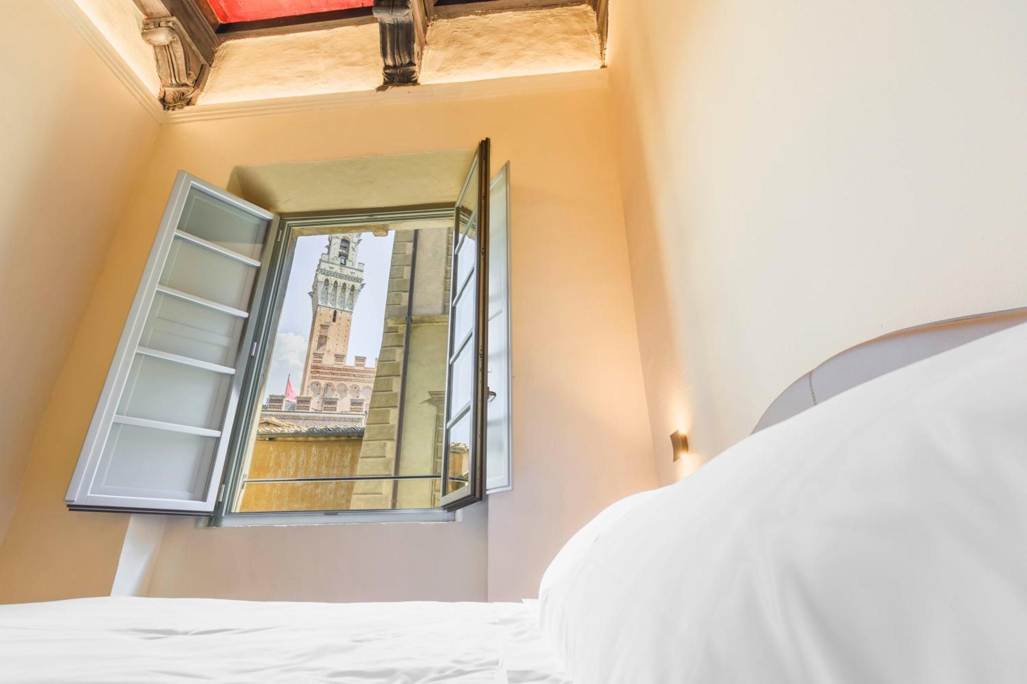 Palazzo Patrizi Suites & Spa シエーナ エクステリア 写真