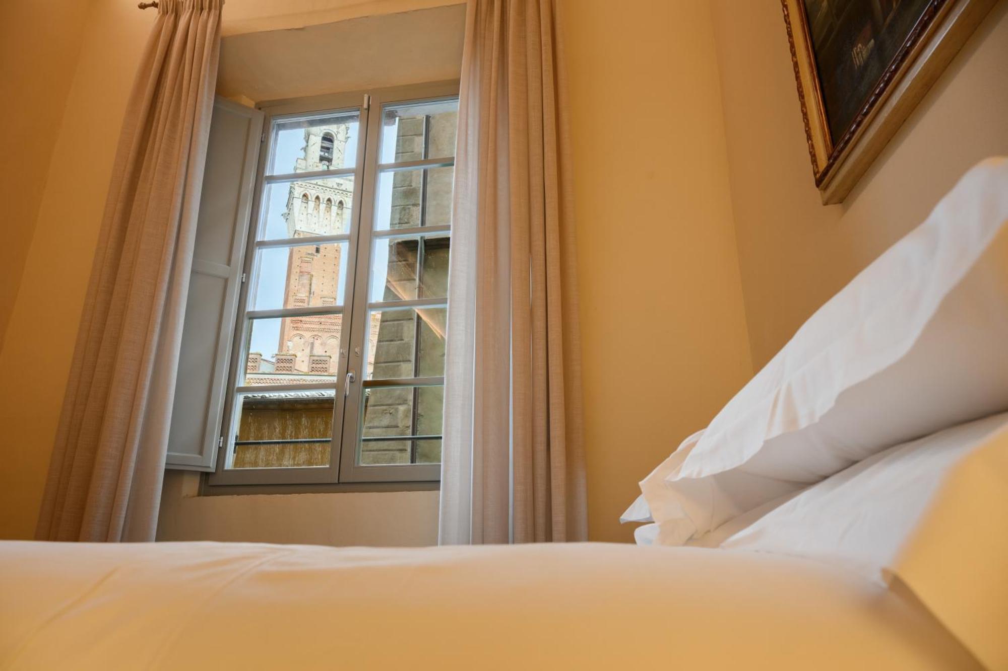 Palazzo Patrizi Suites & Spa シエーナ エクステリア 写真